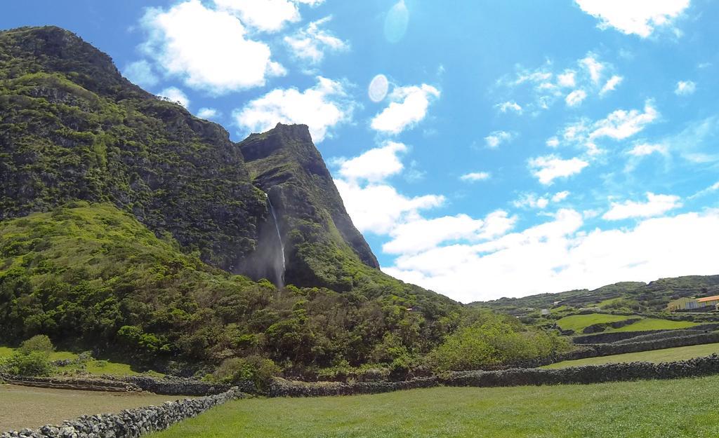 Вилла Casas Da Cascata Lajes das Flores Номер фото