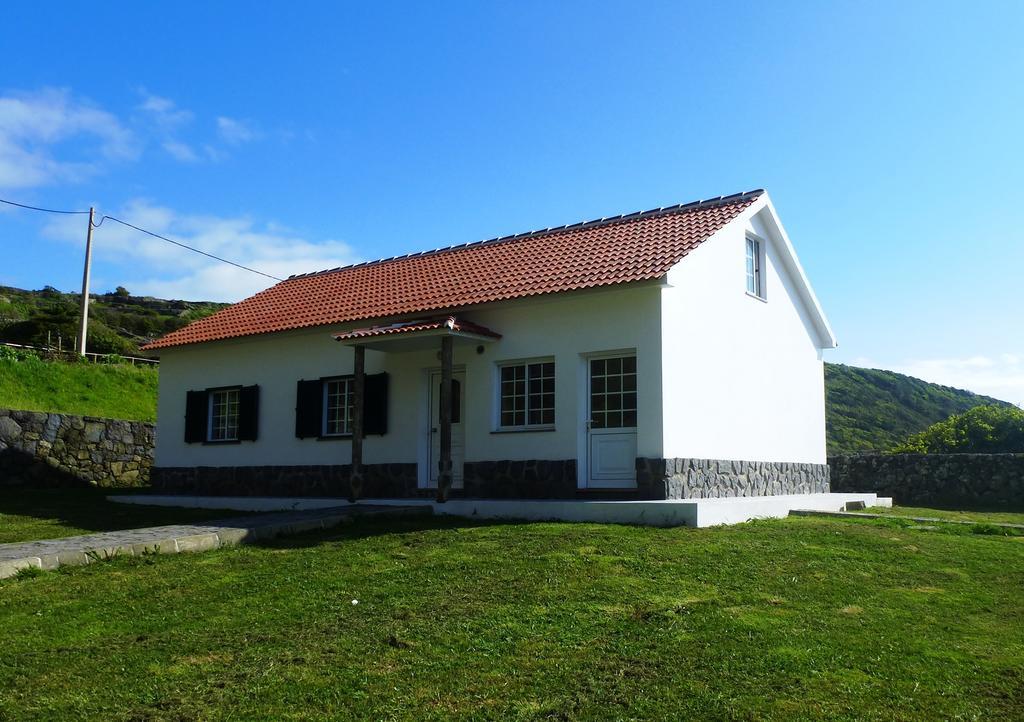 Вилла Casas Da Cascata Lajes das Flores Номер фото